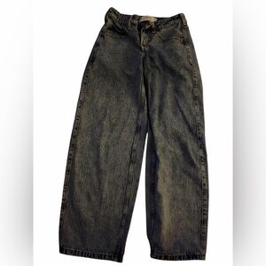 Mid-Wash Blue Wide-Leg Jeans